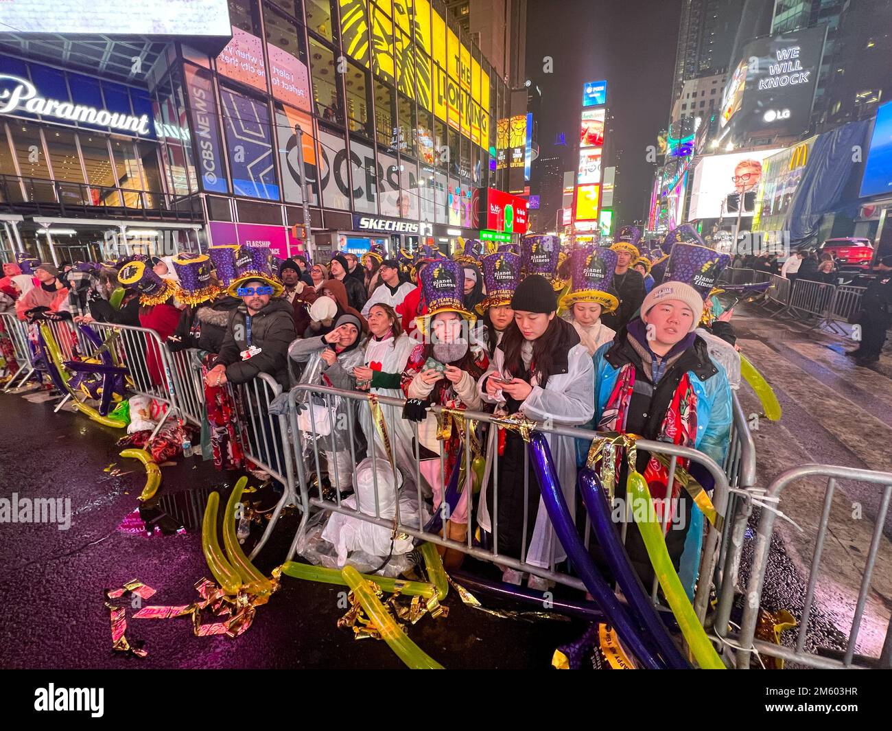 New York, New York, USA. 31st Dec, 2022. Revelers wait for the ball drop during New Year's Eve celebrations in Times Square on December 31, 2022 in New York City. (Credit Image: © Ryan Rahman/Pacific Press via ZUMA Press Wire) Stock Photo