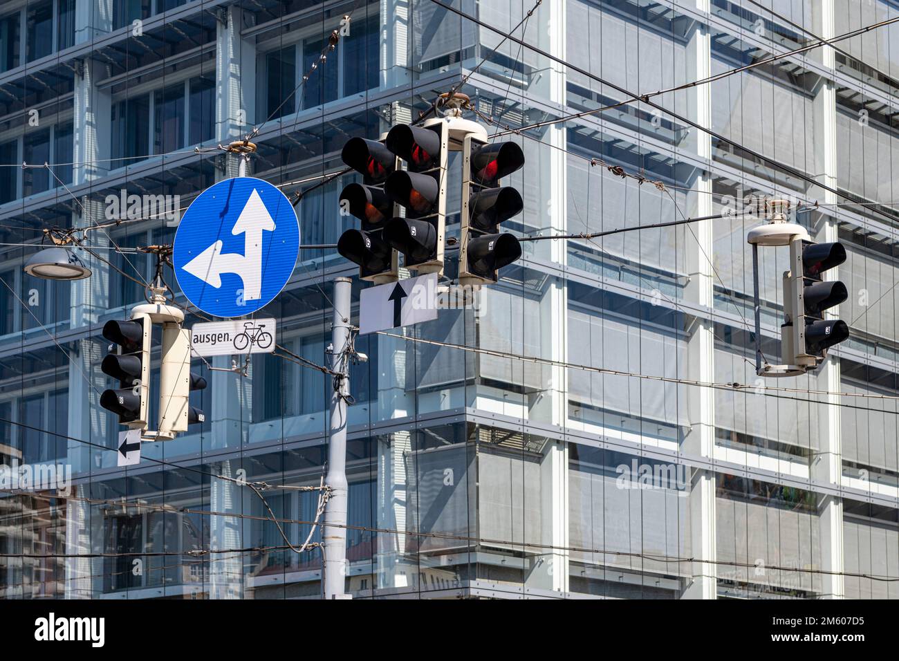 Suspended traffic lights in Vienna, Austria Stock Photo