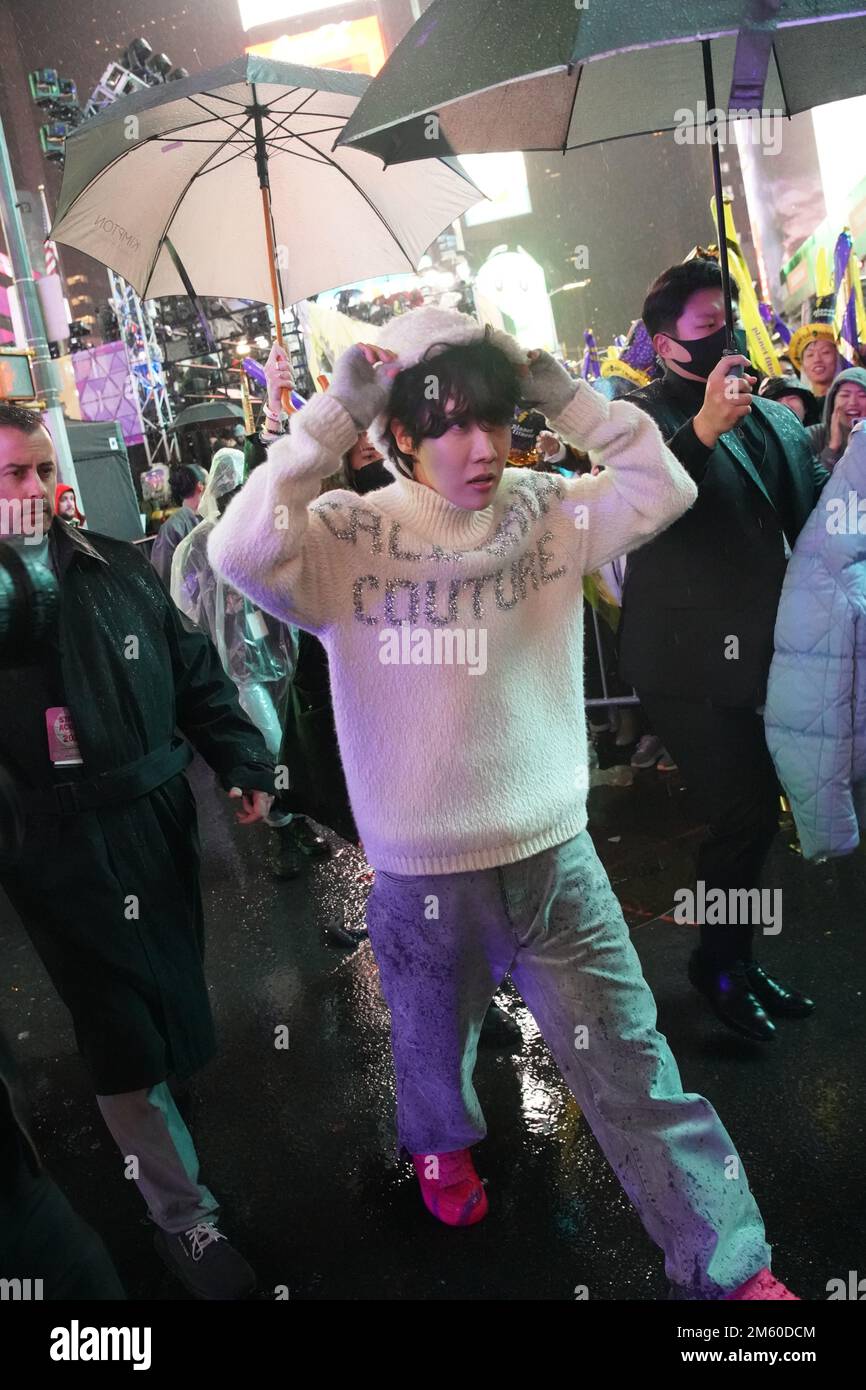 New York, United States. 30th Dec, 2022. J-Hope after performing at the New Year's Eve Celebration in Times Square, New York. (Photo by Catherine Nance/SOPA Images/Sipa USA) Credit: Sipa USA/Alamy Live News Stock Photo