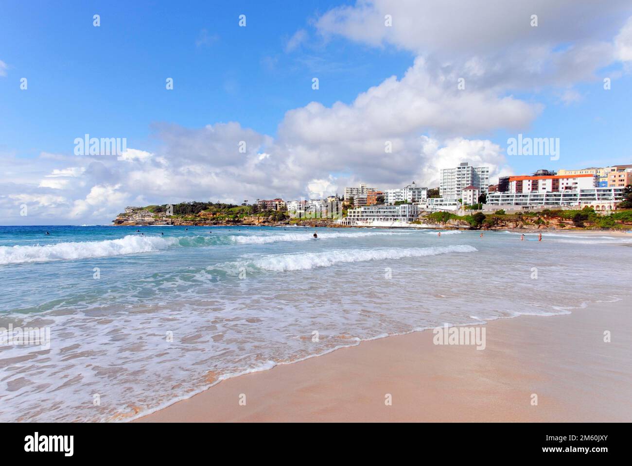 IS BONDI BEACH WORTH VISITING visual data 8