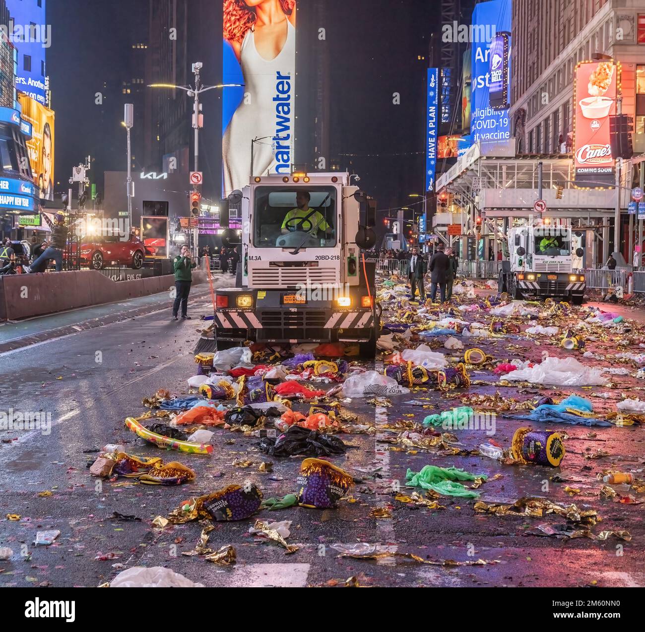 New years eve times square hi-res stock photography and