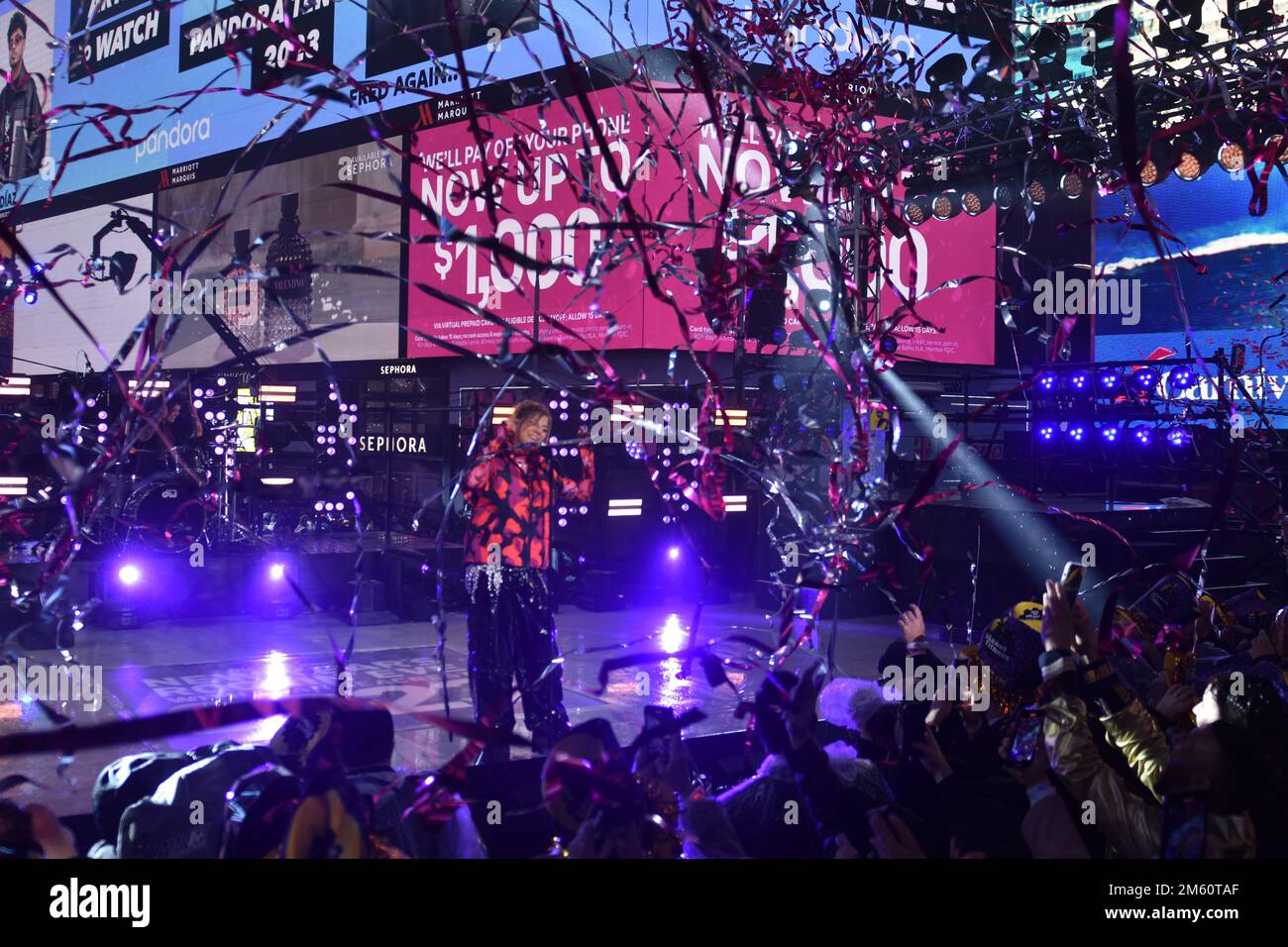 New Year'S Rockin Eve 2025 Performers New York Donica Cordelia