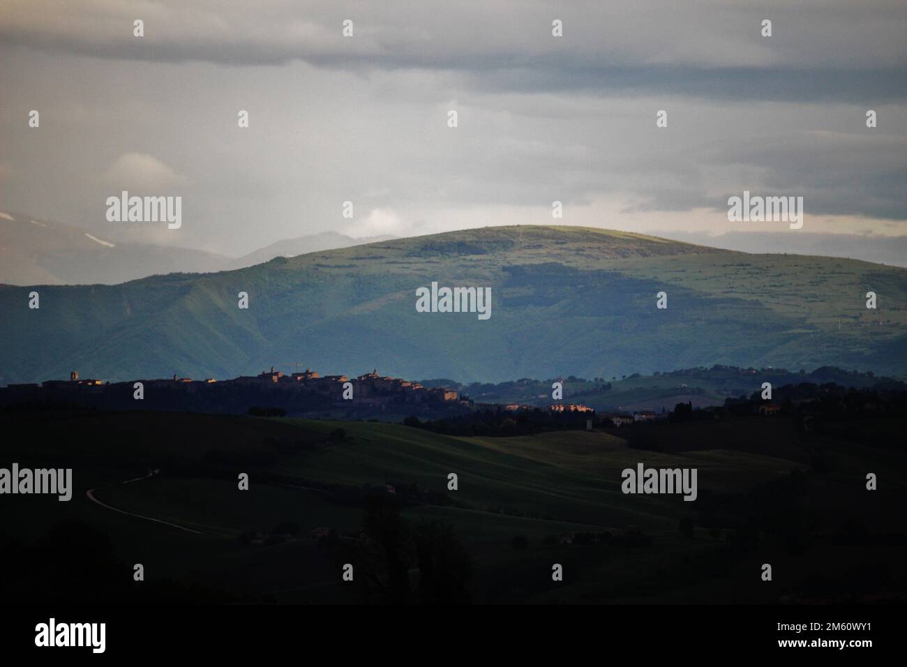Verdant view hi-res stock photography and images - Alamy