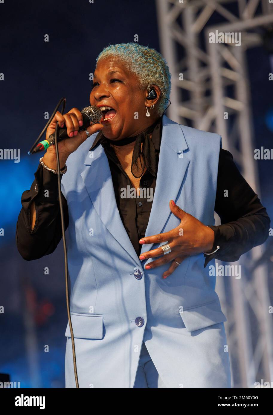 American blues singer Kat Pearson performing at the 2022 UptonUpon