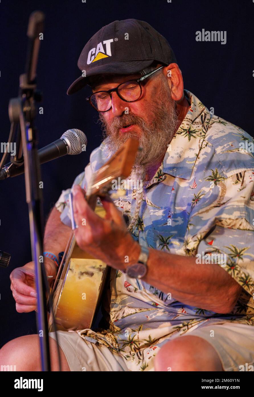 Acoustic blues musician, Andrew Bazeley performing at the 2022 Upton-Upon-Severn Blues Festival, England, UK Stock Photo