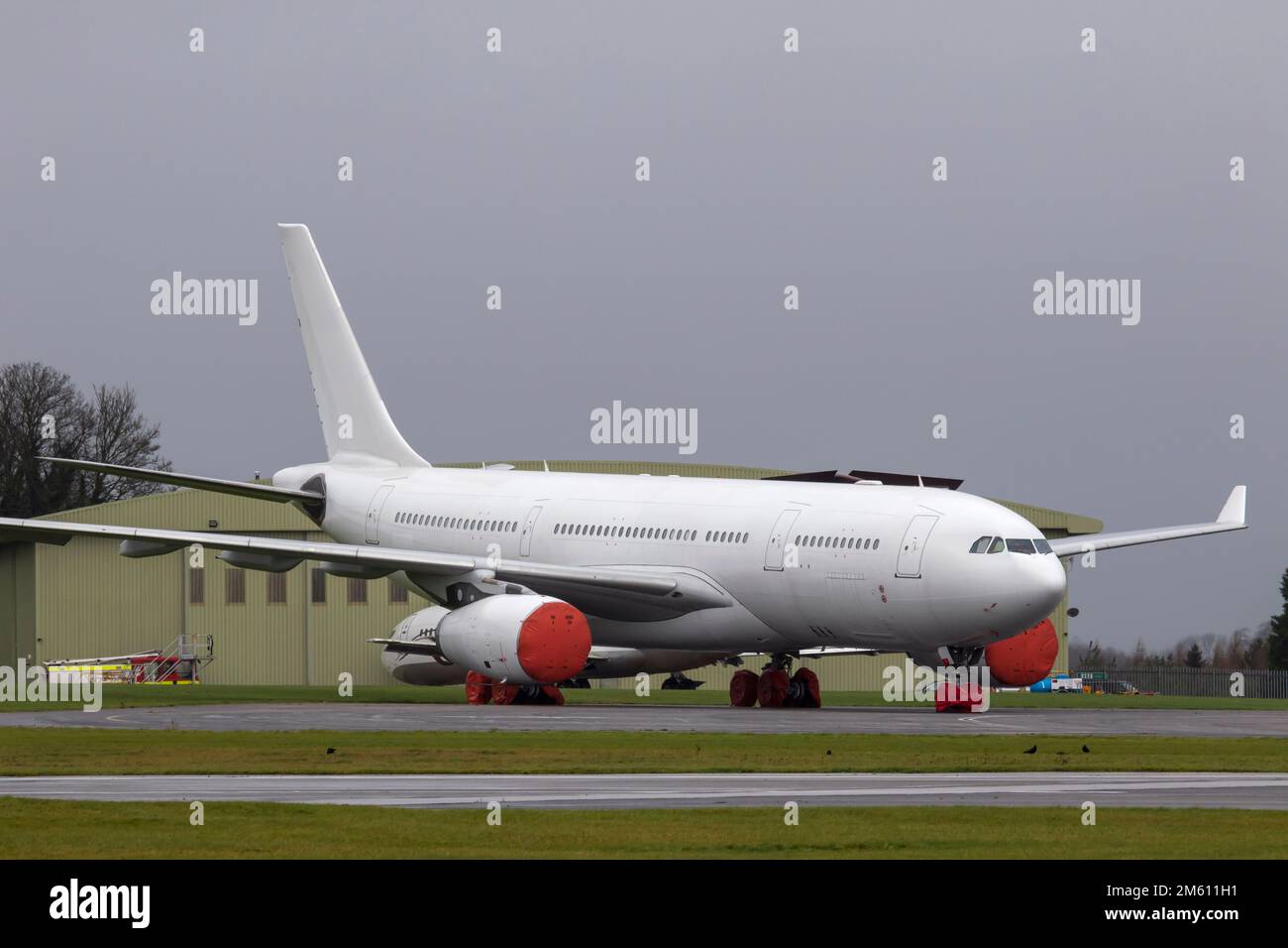 T7-L517 Airbus A330 243 Air Lease Corporation Cotswold Airport Kemble 30/12/2022 Stock Photo