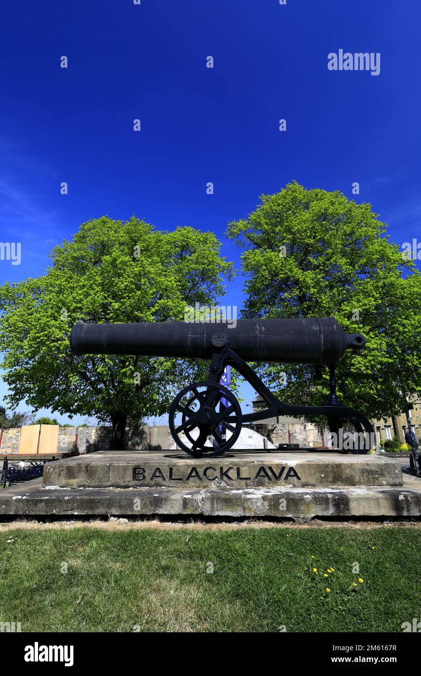 The Sebastopol Cannon, Brampton Road, Huntingdon town, Cambridgeshire