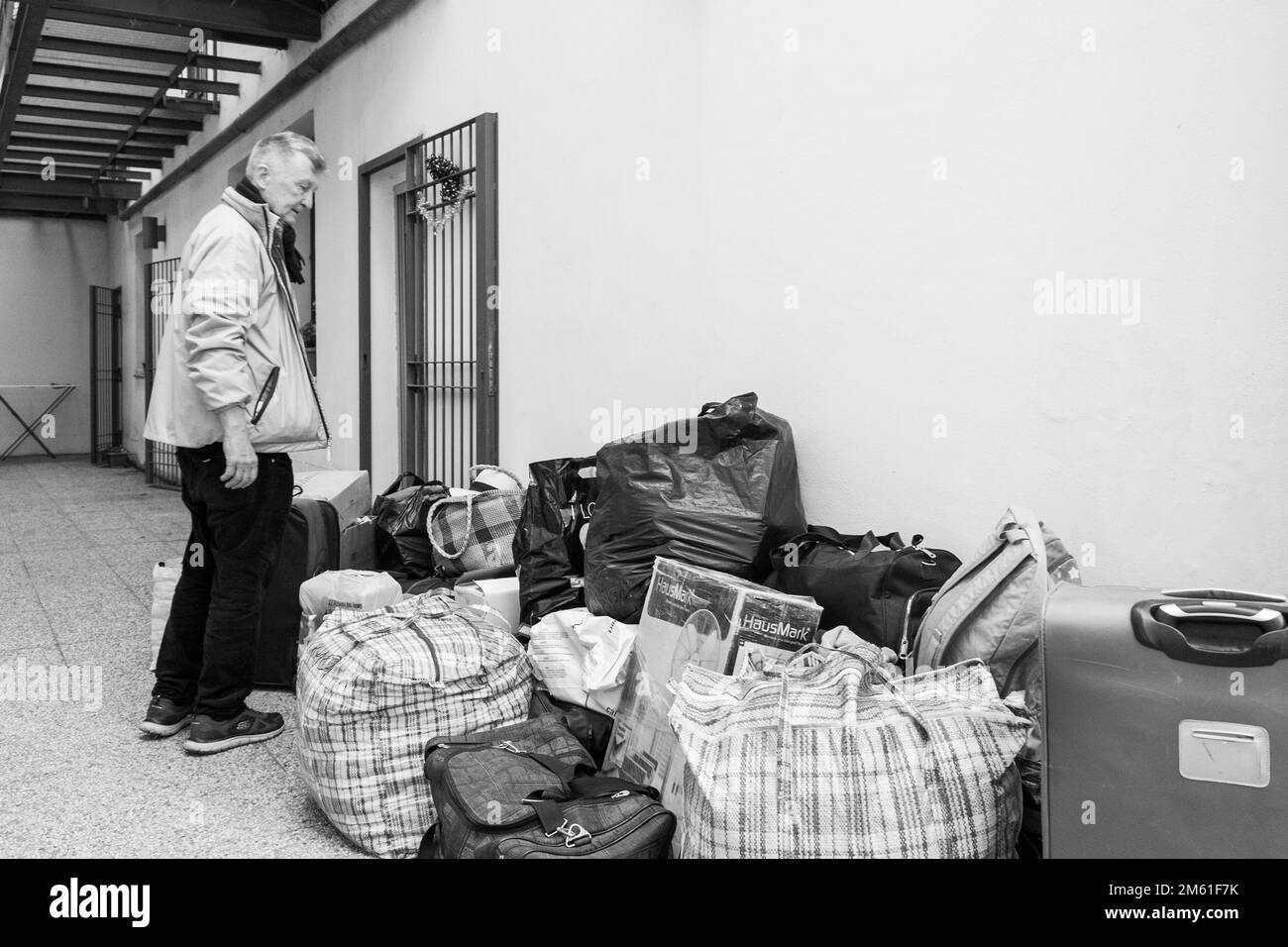 Italy, Abbiategrasso, Ukrainian refugees in the reception center of the former convent of the Annunciata Stock Photo