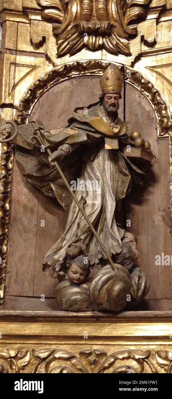 La iglesia de San Julián y Santa Basilisa es una iglesia de origen