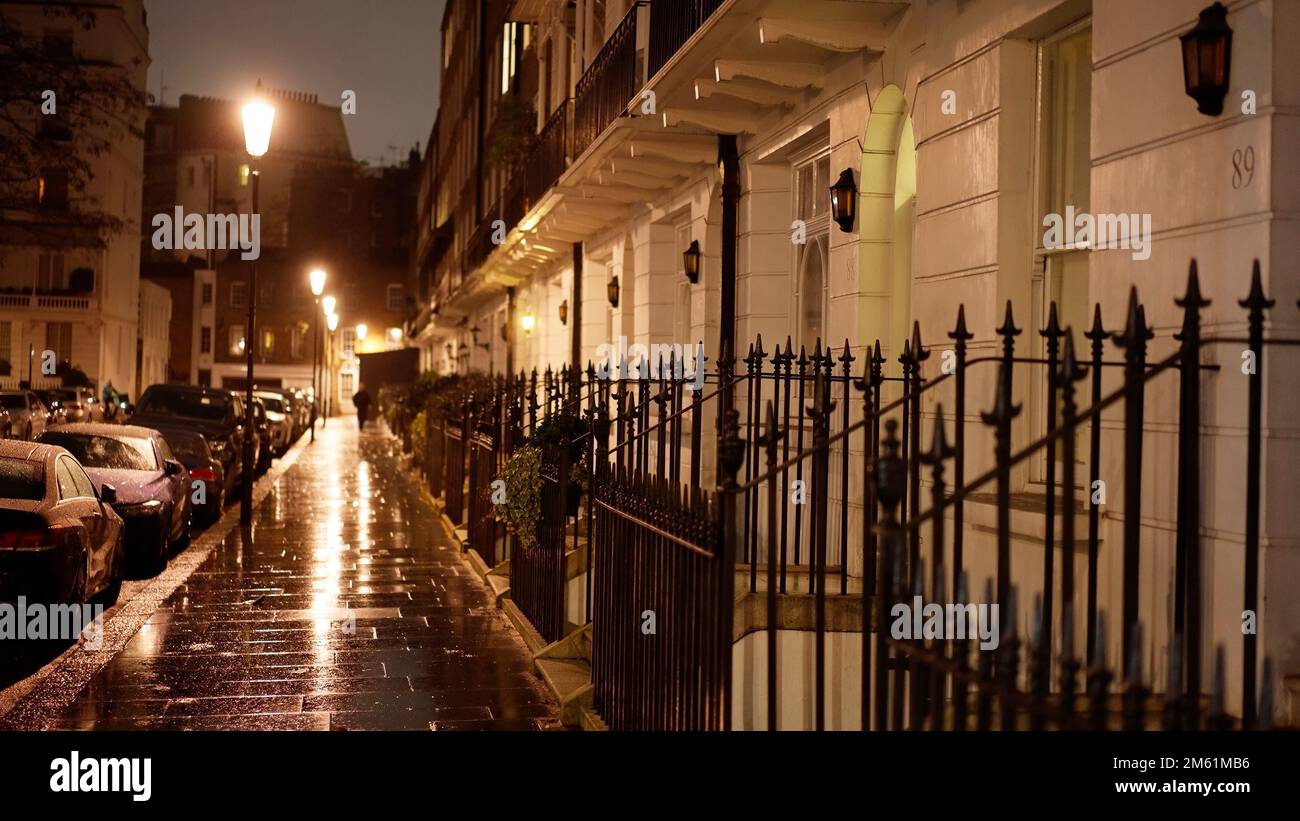 Beautiful street view in London Chelsea - LONDON, UK - DECEMBER 20, 2022 Stock Photo