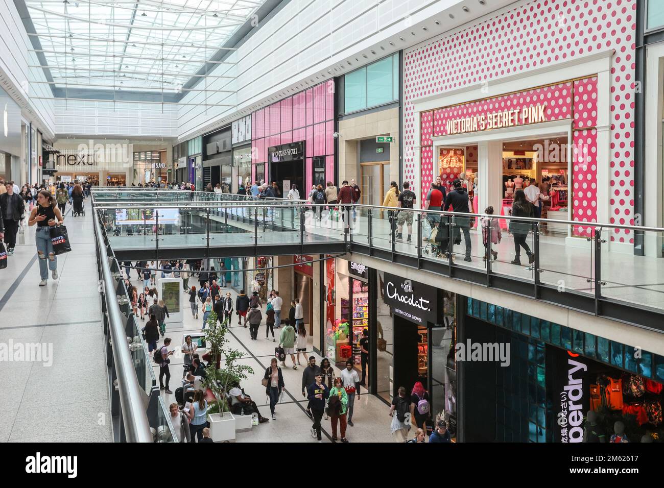 Manchester arndale interior hi-res stock photography and images