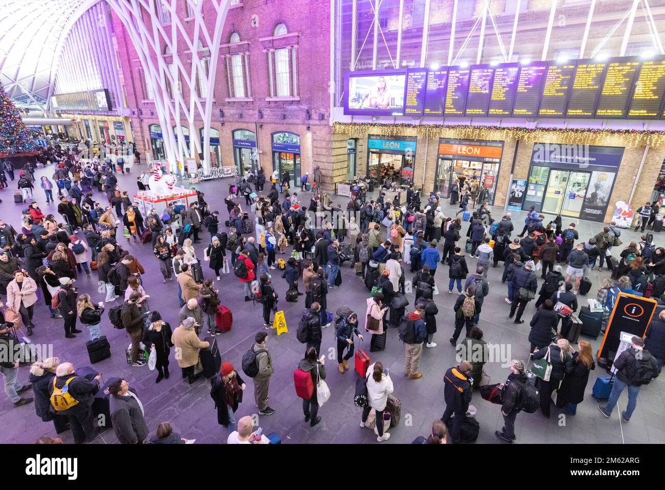 Rail station is seen to be busy as many people travel over the Christmas holiday.   Image shot on 23rd Dec 2022.  © Belinda Jiao   jiao.bilin@gmail.co Stock Photo