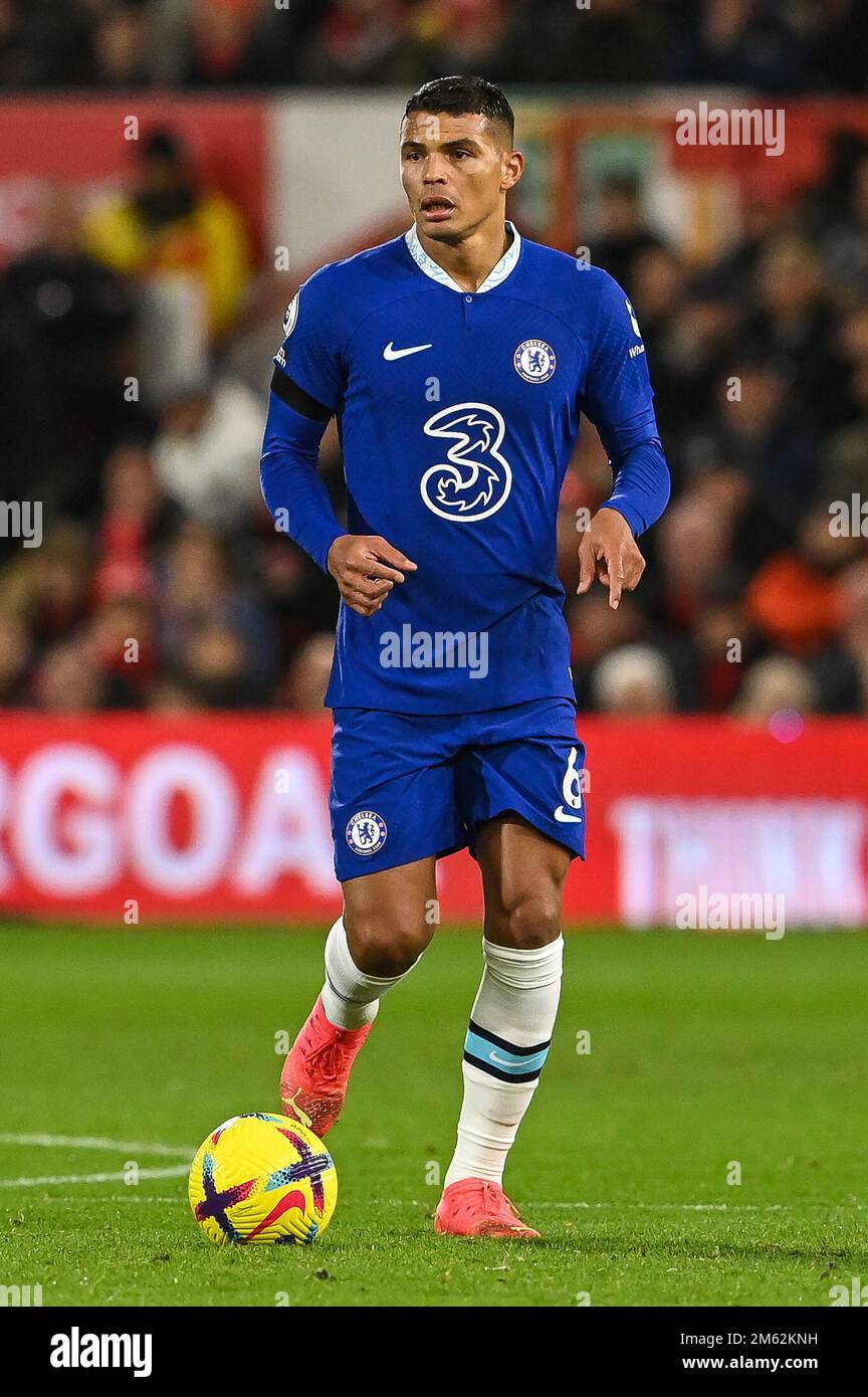 Inglês: Em jogo com homenagem a Thiago Silva, Chelsea empata com o Forest -  13/05/2023 - UOL Esporte
