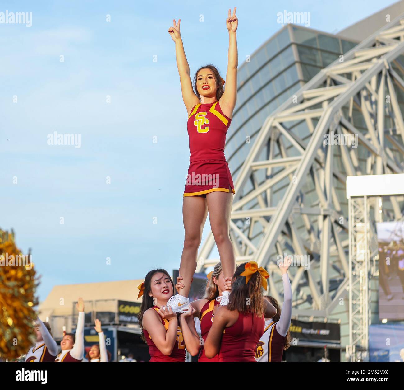 Dallas, TX, USA. 1st Jan, 2023. The USC cheerleaders perform during the 2023 Goodyear Cotton Bowl Battle of the Bands at AT&T Stadium in Dallas, TX. Kyle Okita/CSM/Alamy Live News Stock Photo