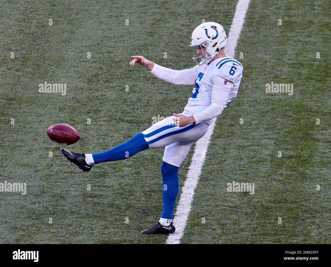 East Rutherford, New Jersey, USA. 1st Jan, 2023. Indianapolis Colts punter Matt Haack (6) during a NFL game against the New York Giants in East Rutherford, New Jersey. Duncan Williams/CSM/Alamy Live News Stock Photo