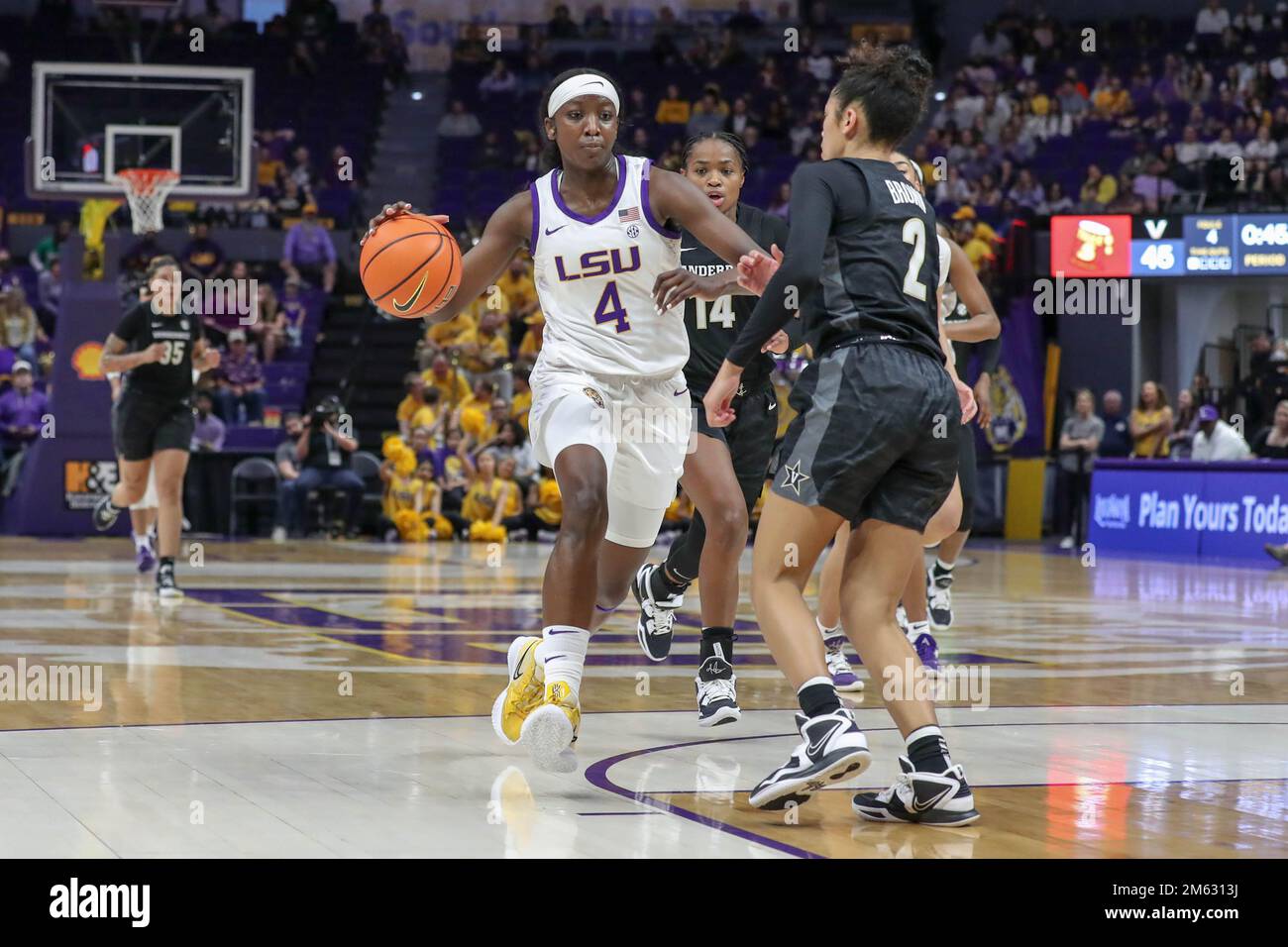 Baton Rouge, LA, USA. 1st Jan, 2023. LSU's Flau'jae Johnson (4) tries ...