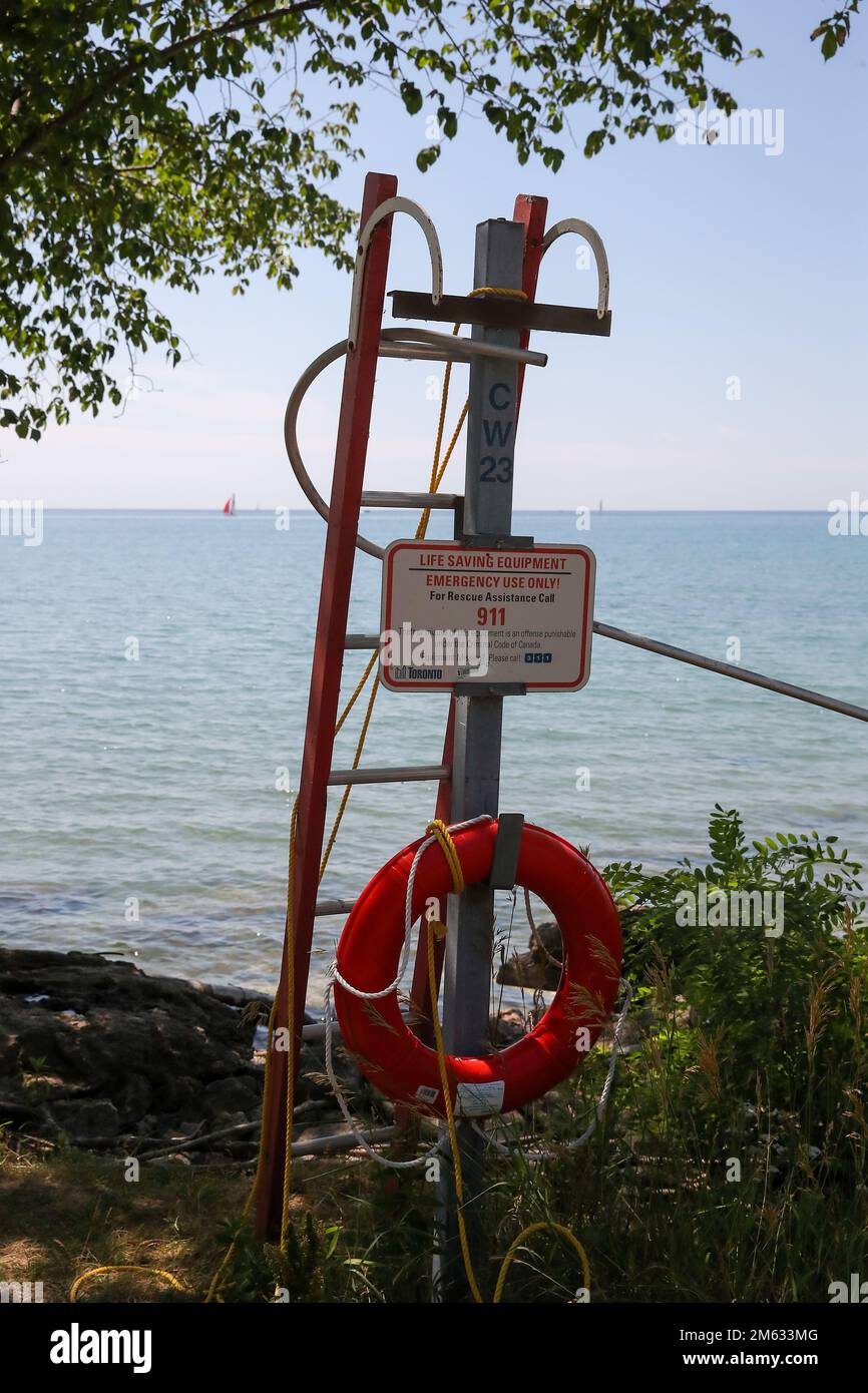 July 10 2022, Toronto Ontario Canada. Toronto Island beach life guard stand. Luke Durda/Alamy Stock Photo