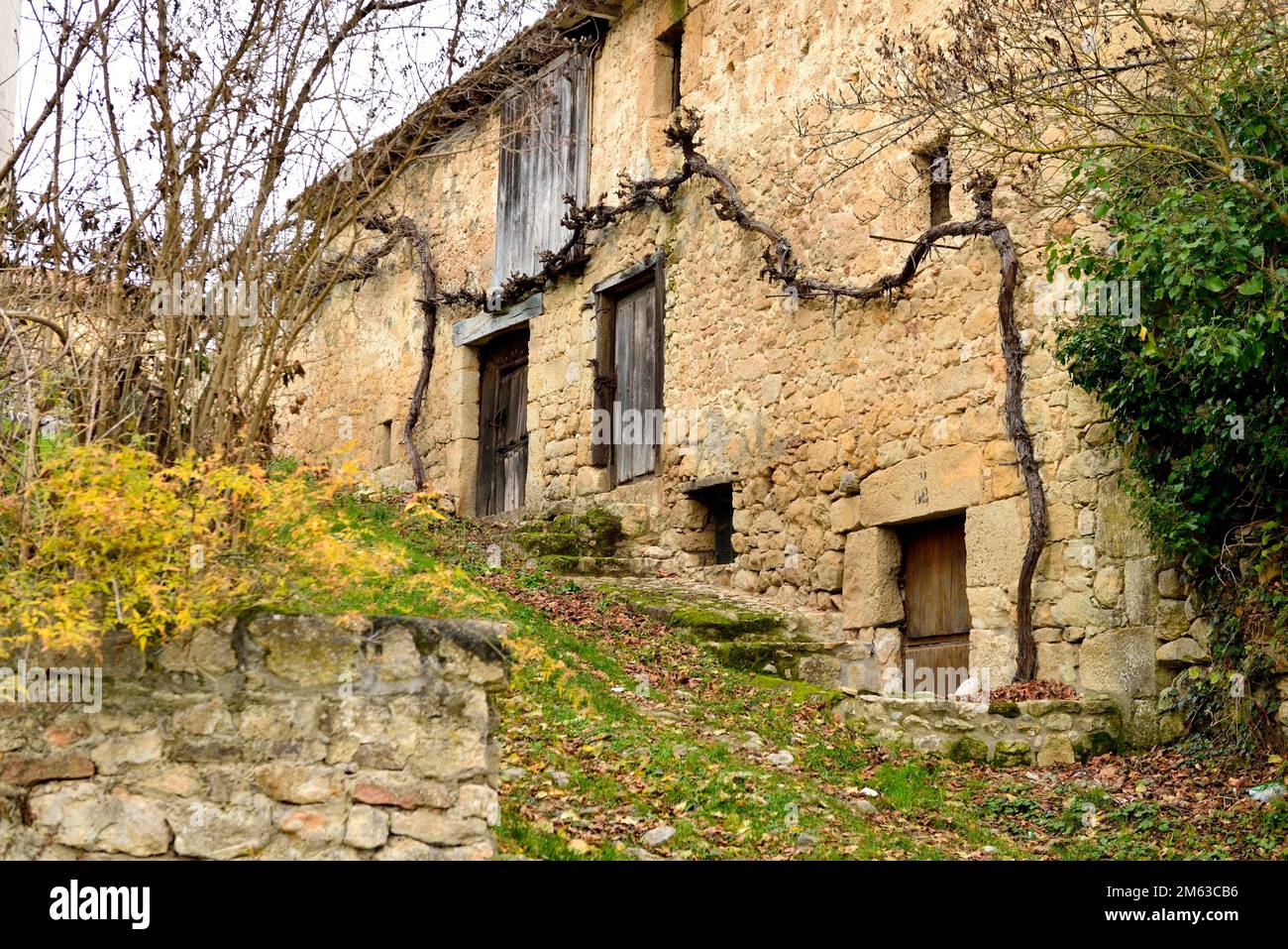 Herrán is a small Medieval Village located in the Tobalina Valley, Burgos,  Spain Stock Photo - Alamy