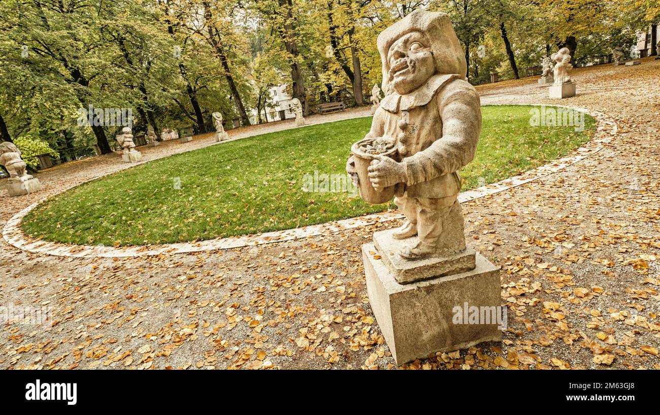 Dwarf Statue, Bizarre Dwarf, Zwergerlgarten, Dwarf Garden, 18th Century