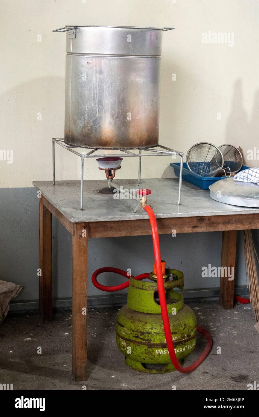 Gas stove in coffee shop iat Pasar Flamboyan, Pontianak, West