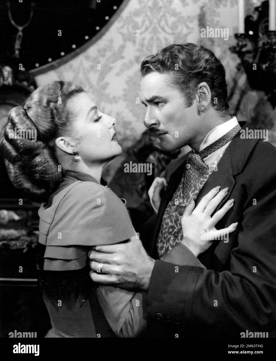 ERROL FLYNN and ANN SHERIDAN in SILVER RIVER (1948), directed by RAOUL ...