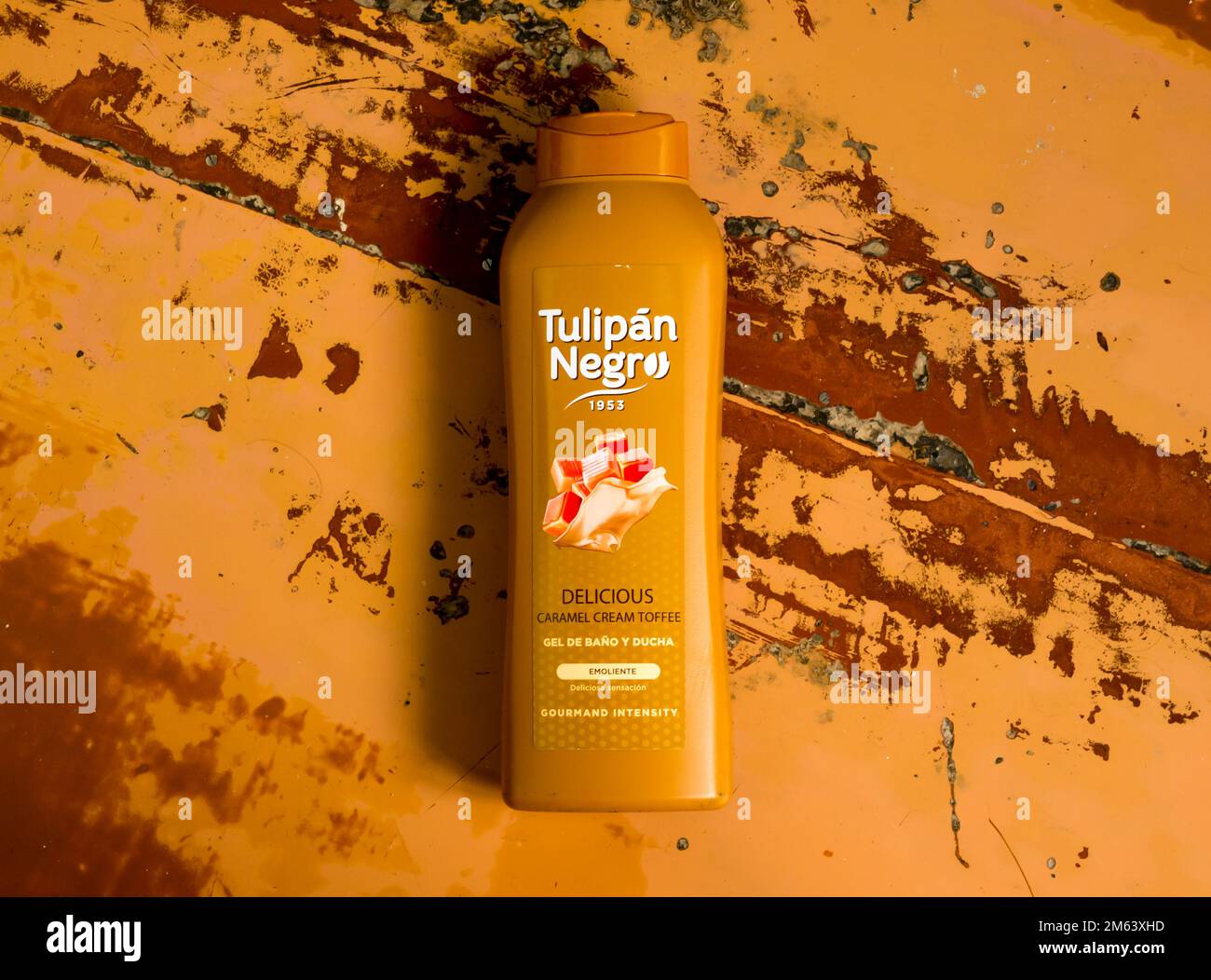 Shampoo TULIPAN NEGRO. Tulipan Negro Original shower gel is a true ...