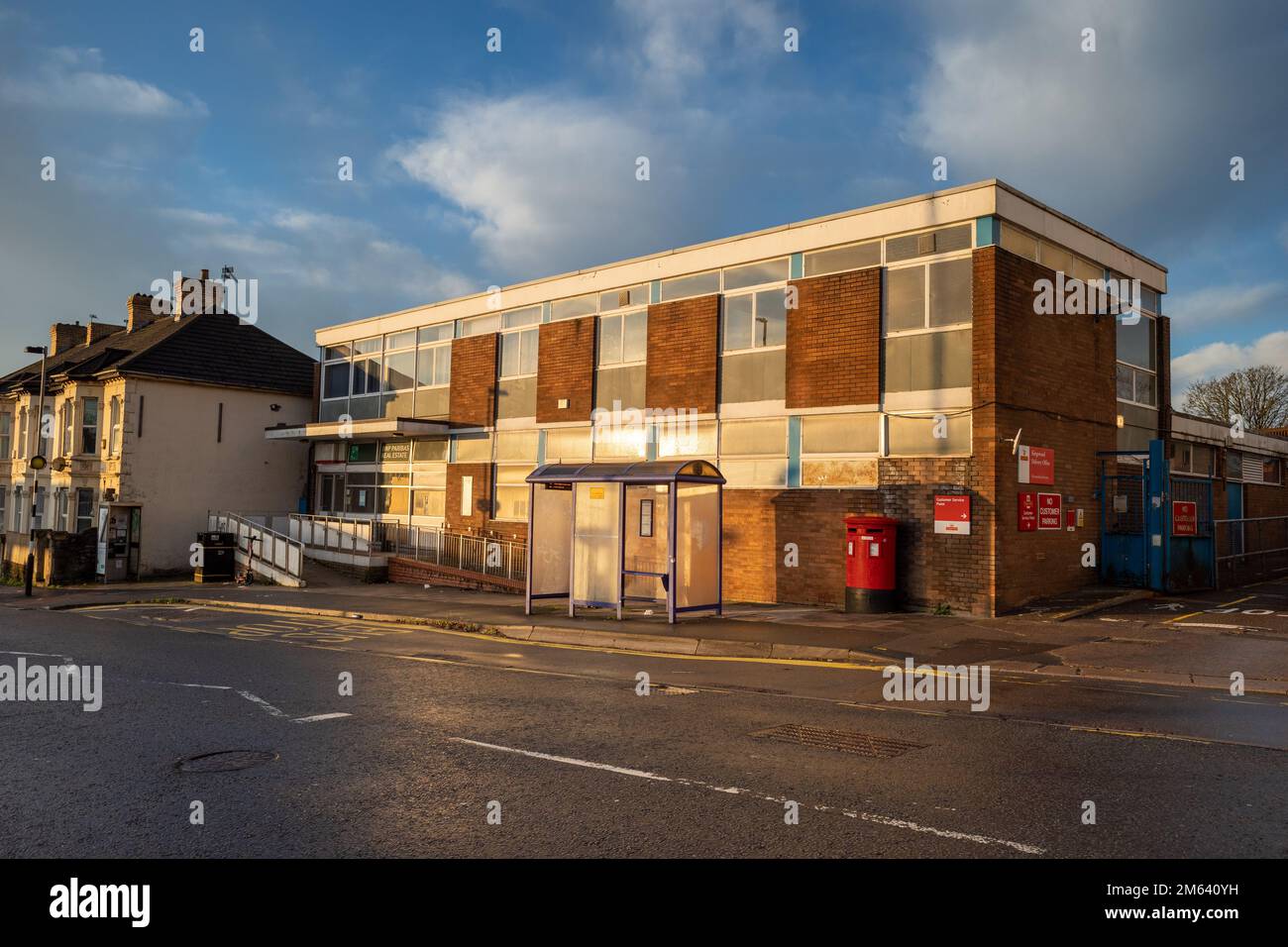 Kingswood Post office now closed, Bristol, UK Stock Photo Alamy