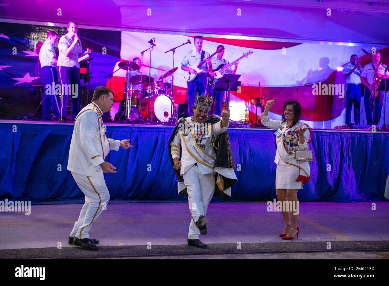 Augustine Cortez Jr., 2022 Fiesta San Antonio El Rey Feo, and his court