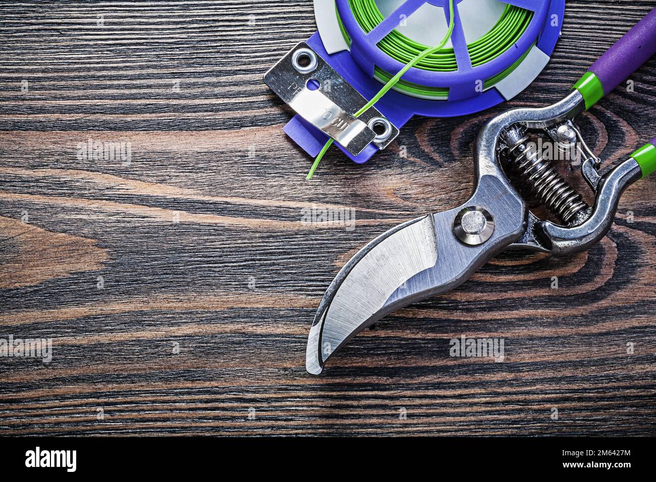 Old hand pruners hi-res stock photography and images - Alamy