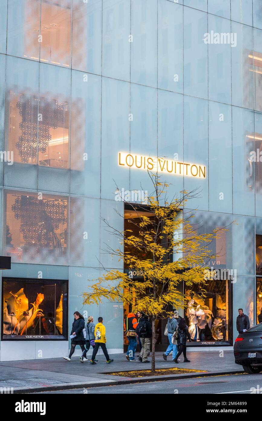 Louis Vuitton luxury store on the 5th avenue, New York City, USA