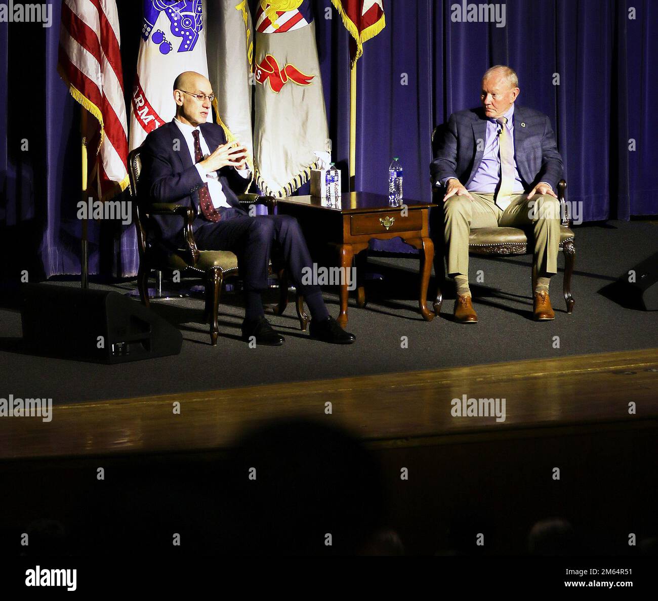 Adam Silver, the commissioner of the National Basketball Association, provided cadets with a diverse set of suggestions on negotiating based on 30 years of his experience working in the league with executives and athletes such as Paul Pierce, Kevin Garnett, Chris Paul and Lebron James during the West Point Negotiation Workshop Friday at Robinson Auditorium. (Above) Silver (left) was joined by former Chairman of the Joint Chiefs of Staff and U.S. Military Academy Class of 1974 graduate, Martin Dempsey (right), to talk to the junior (Cow) class about the art of negotiating during a separate clas Stock Photo