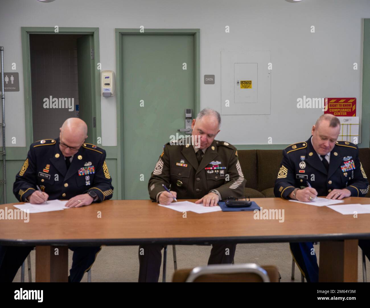 U.S. Army Soldiers with the Vermont National Guard compete in the