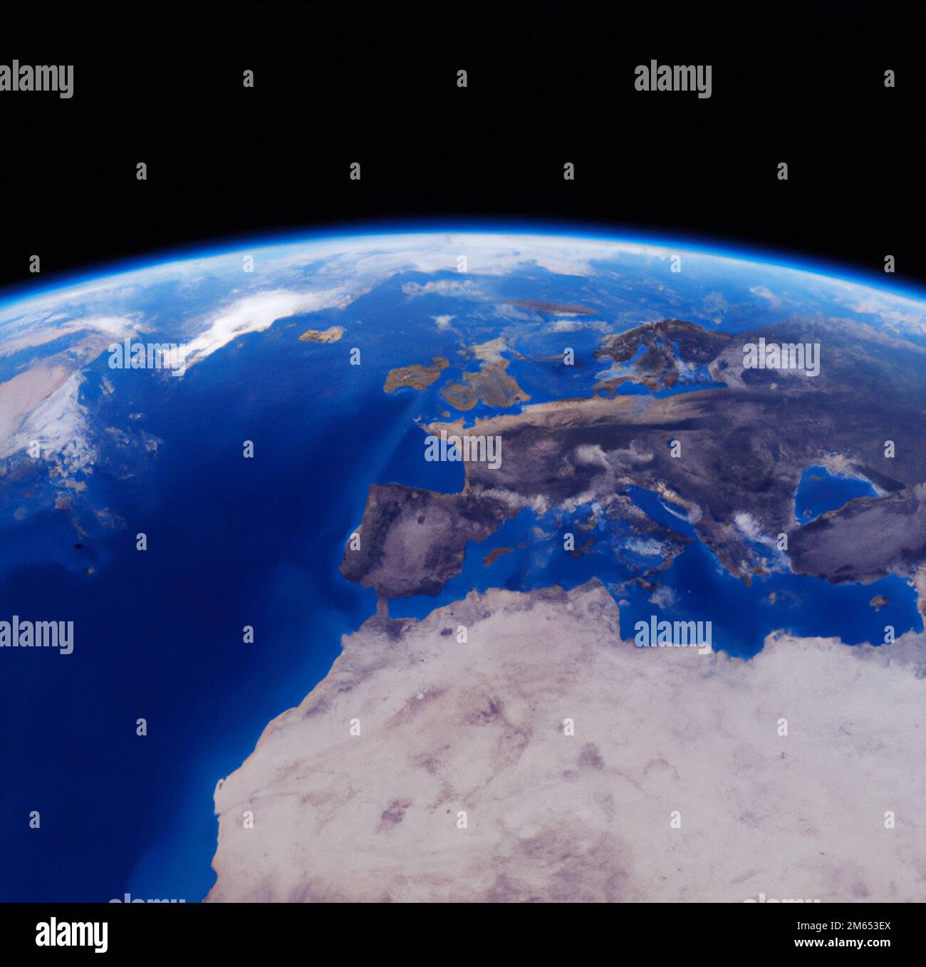 Planet earth from space hi-res stock photography and images - Alamy