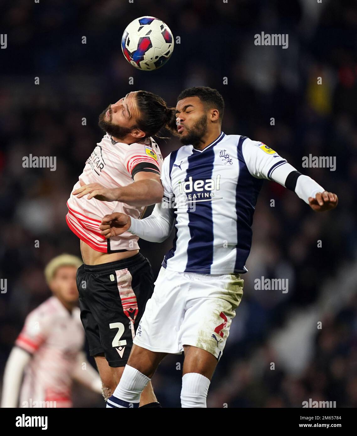 Reading's Andy Carroll and West Bromwich Albion's Darnell Furlong