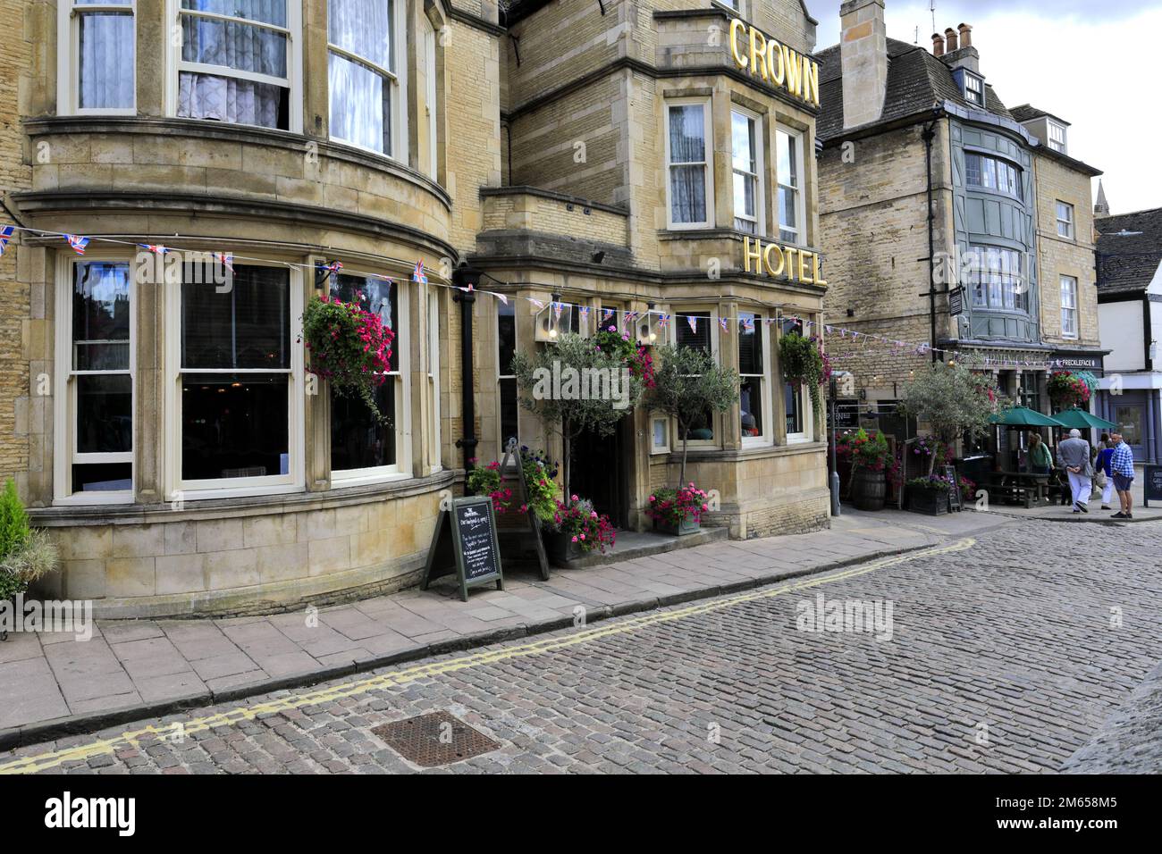 The Crown Hotel, Red Lion Square; Stamford Town, Lincolnshire County, England, UK Stock Photo