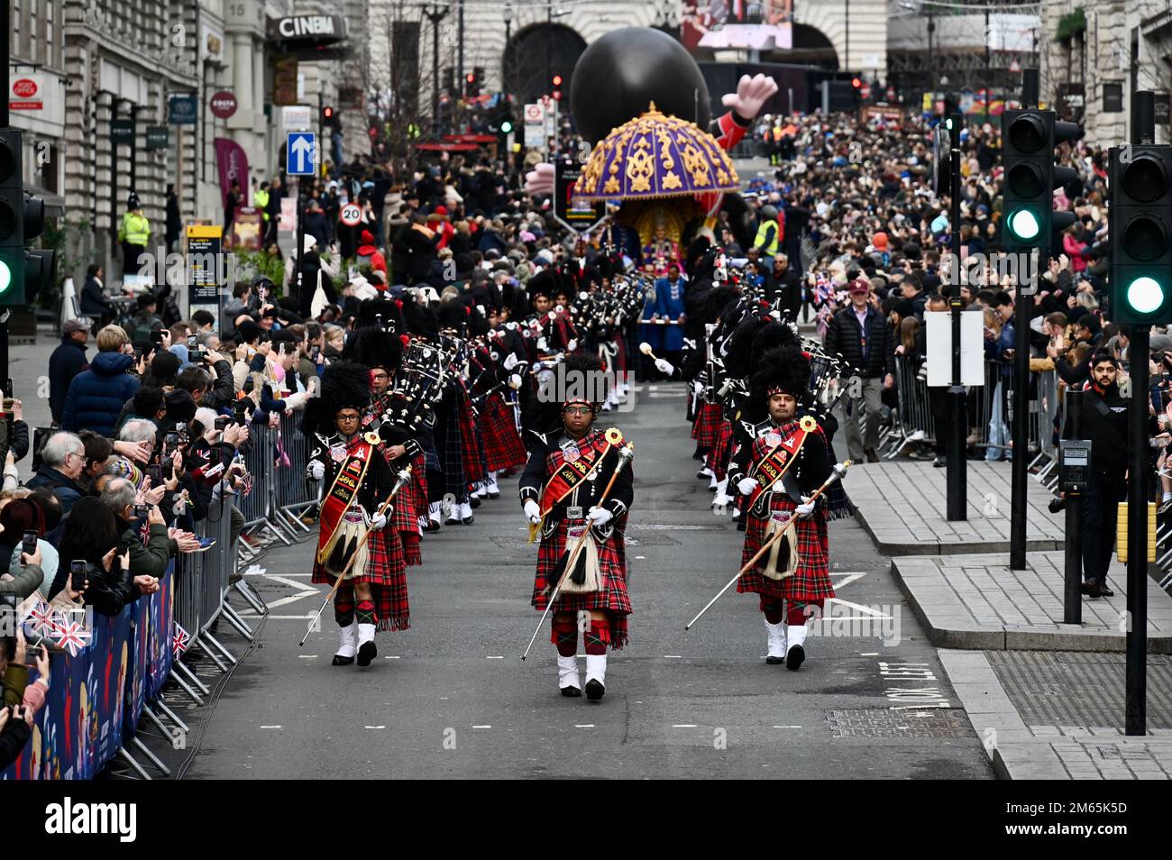 Shree Muktajeevan Swamibapa Pipe Band. London's New Year Day's Parade