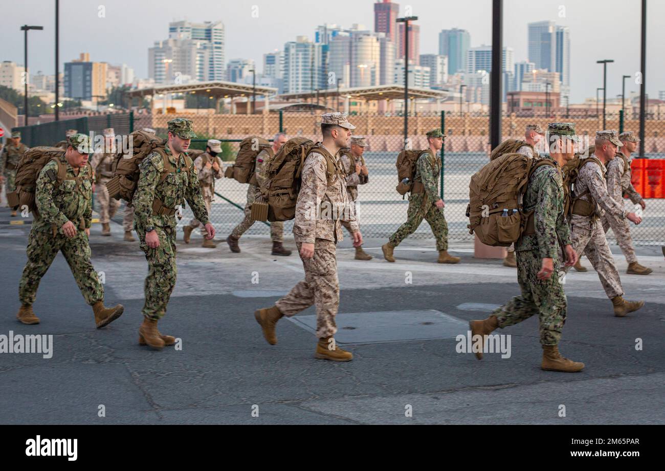 NAVAL SUPPORT ACTIVITY, Bahrain (April 05, 2022) Marines and Sailors