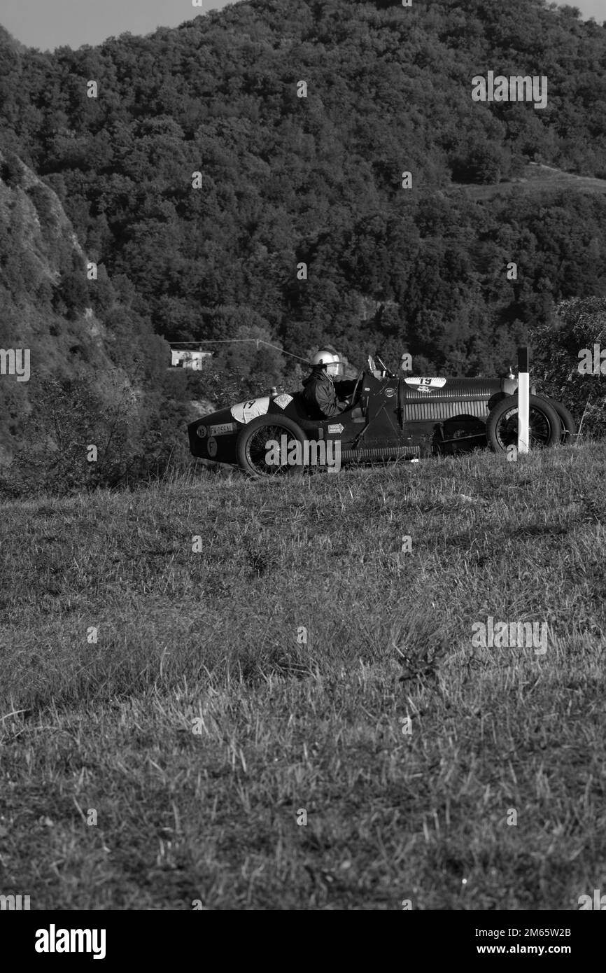 san marino , san marino sett. 16 bugatti T37 1926 in coppa nuvolari