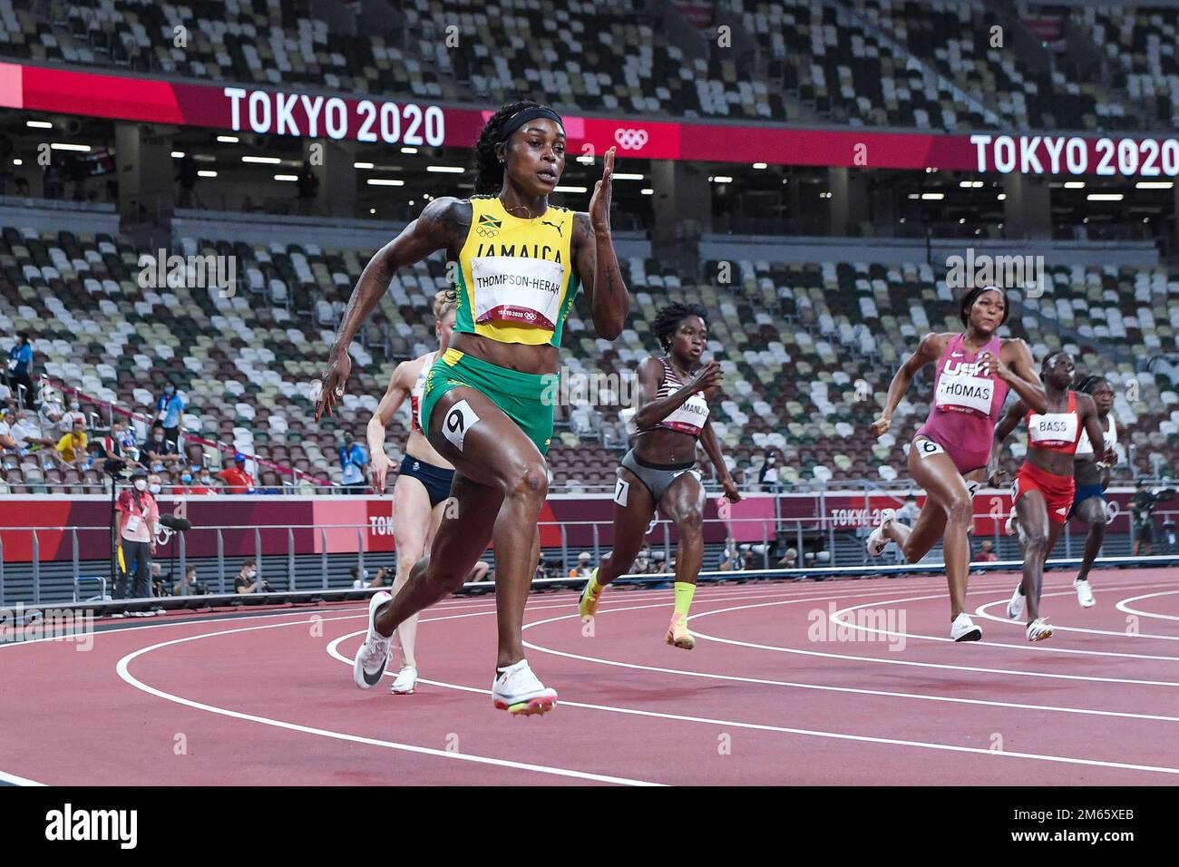 Elaine Thompson-Herah (JAM) competing in the Women's 200 metres Semifinals at the 2020 (2021) Olympic Summer Games, Tokyo, Japan Stock Photo