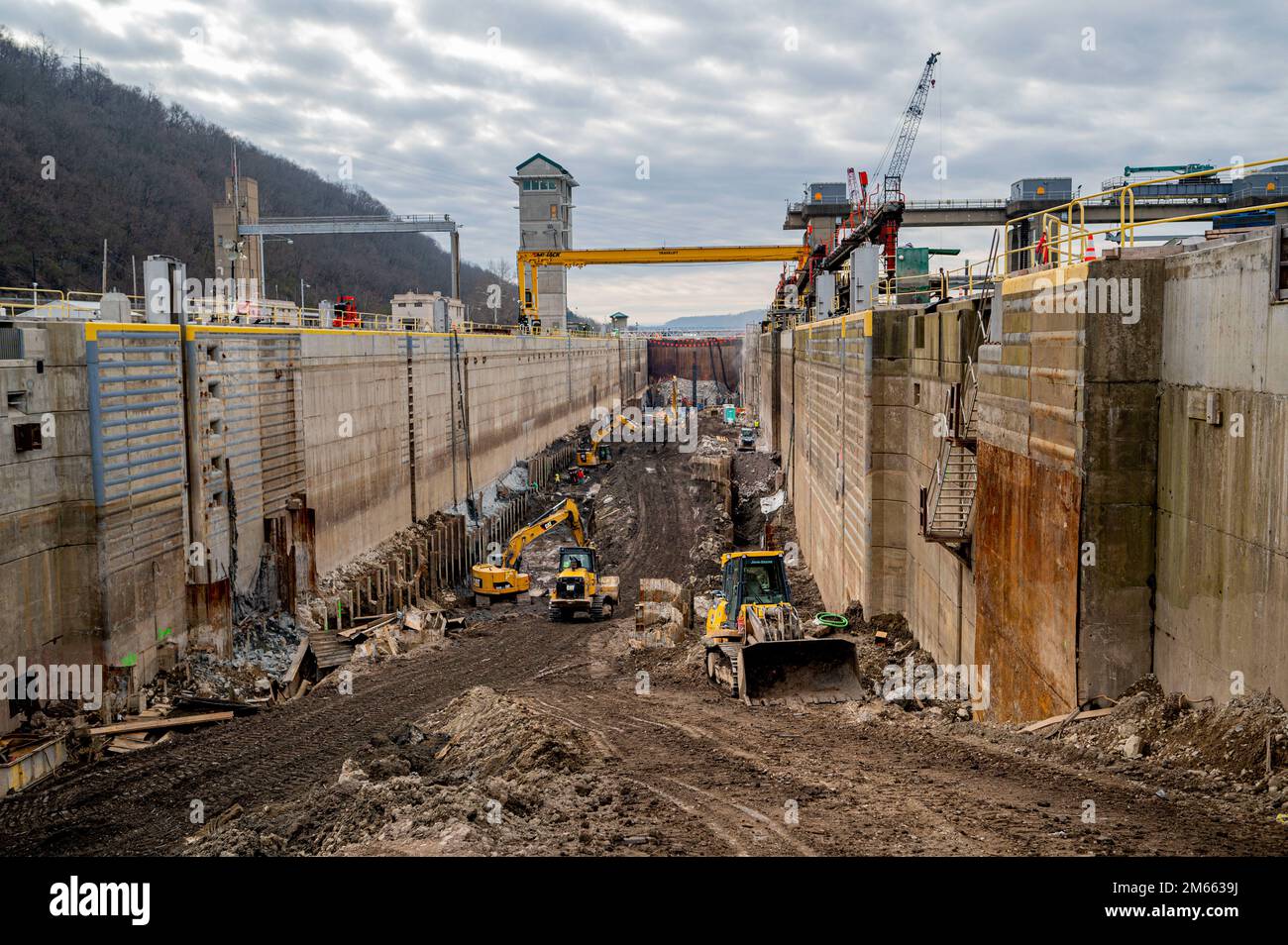 Excavation and demolition continue at the Locks and Dam 4 near