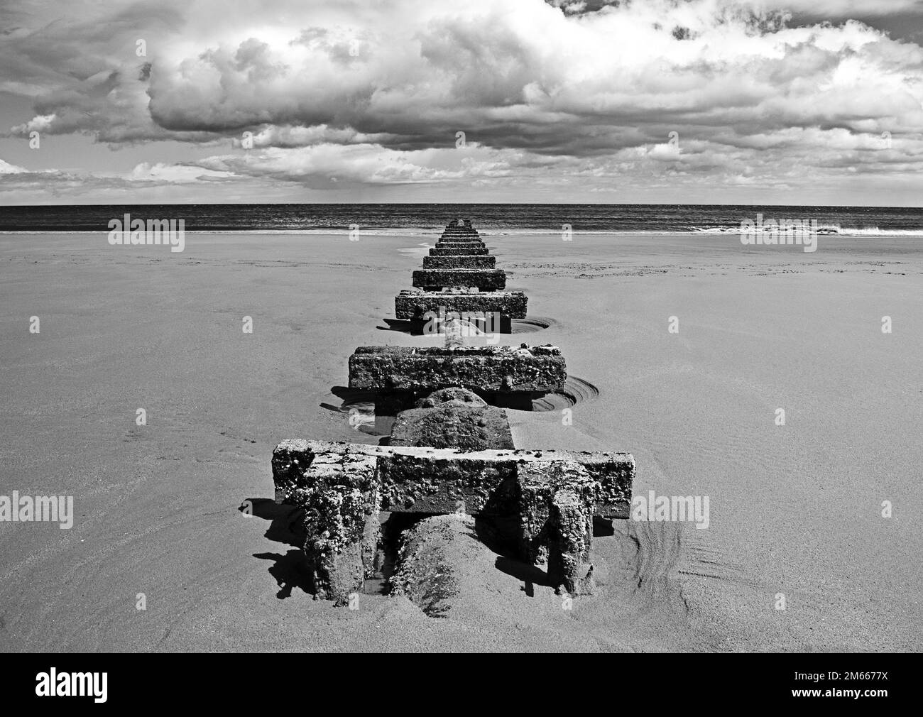 Empty beach coast Black and White Stock Photos & Images - Alamy