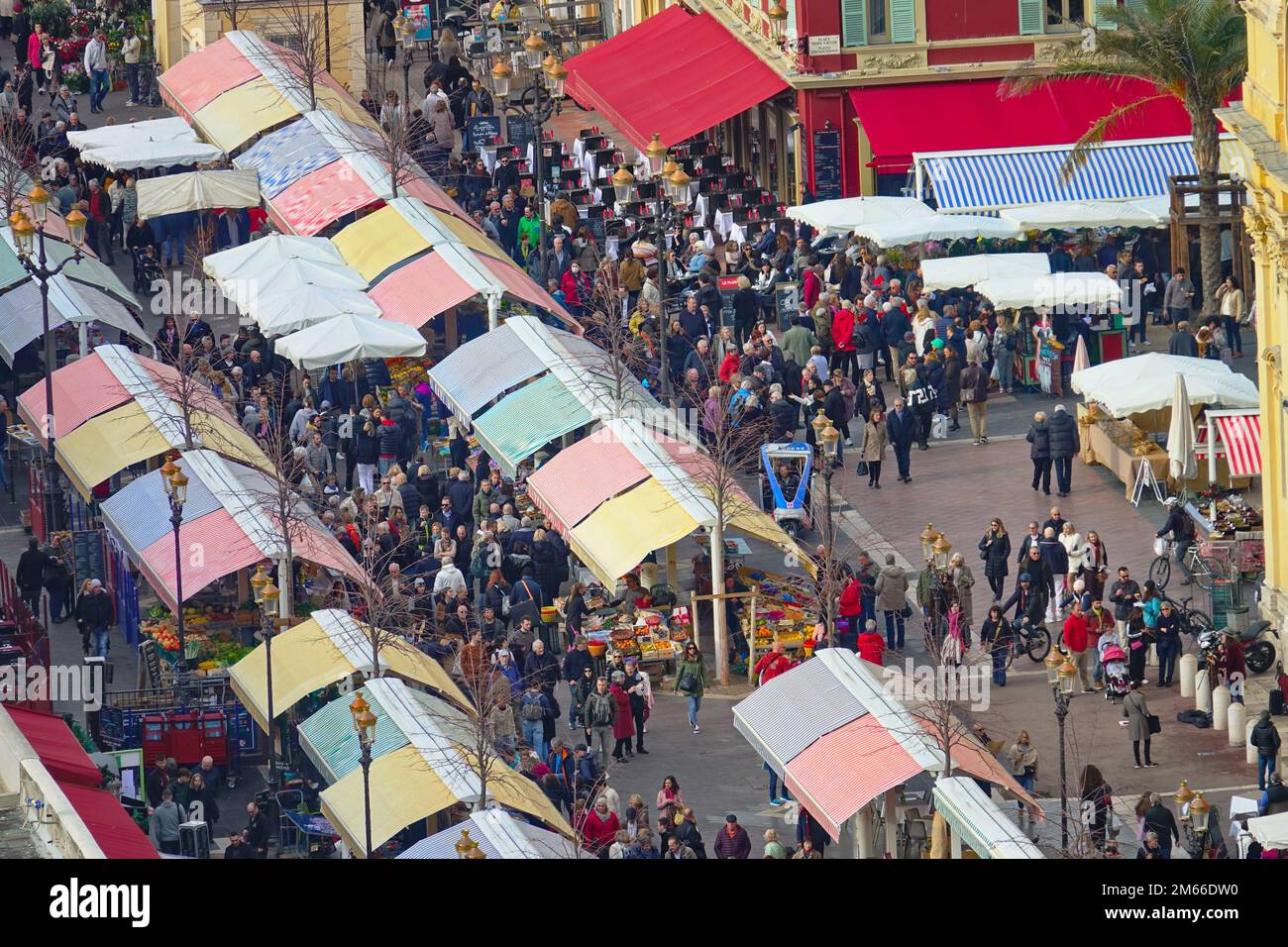 Above view of Cours Saleya market in Nice famous for its flower, vegetable, spice and fish markets. Nice, France - December 2022 Stock Photo