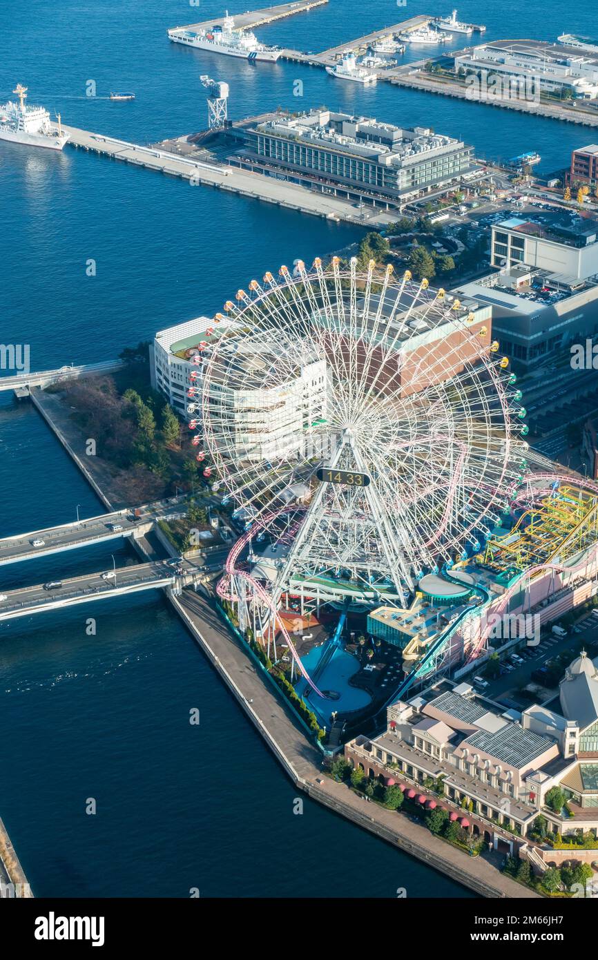 Yokohama, Japan - 12.09.2022: Cosmo Clock 21 viewed from observatory of Yokohama Landmark Tower on a nice sunny winter day Stock Photo