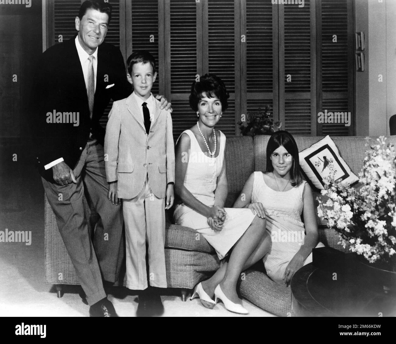 Photograph of Governor Ronald Reagan, Ron Junior, Mrs. Reagan, and Patti Davis, 1967 Stock Photo