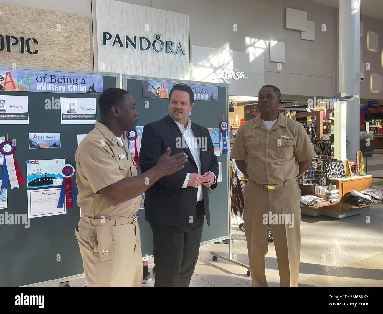 Lynnhaven mall hi-res stock photography and images - Alamy