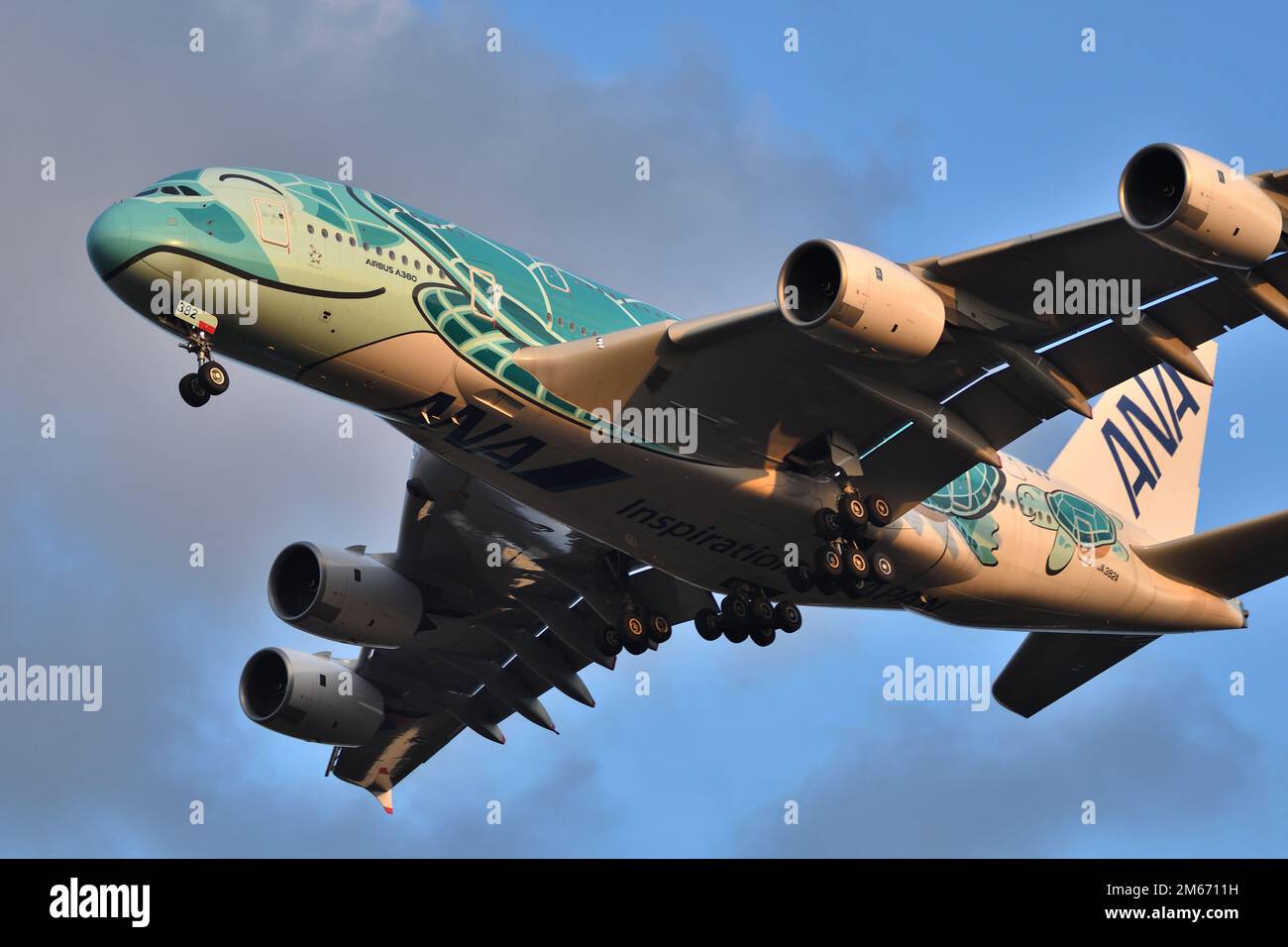 Ana airways airbus a380 hi-res stock photography and images Ana airways airbus a380 hi-res stock photography and images