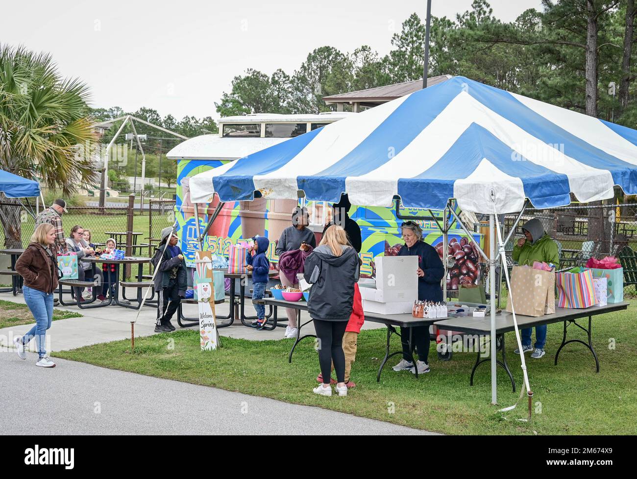Palmetto greens miniature golf hires stock photography and images Alamy