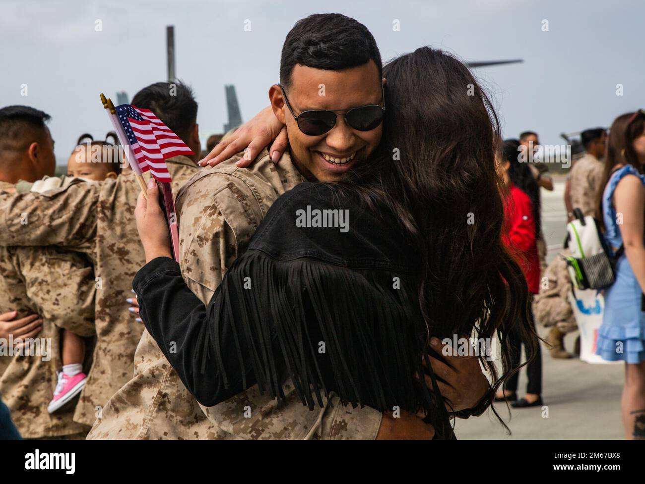 U S Marines And Their Families Reunite After Marine Medium Tiltrotor