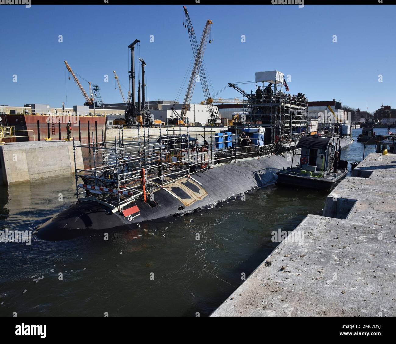 Kittery, ME (April 11, 2022) The USS Cheyenne passes through the