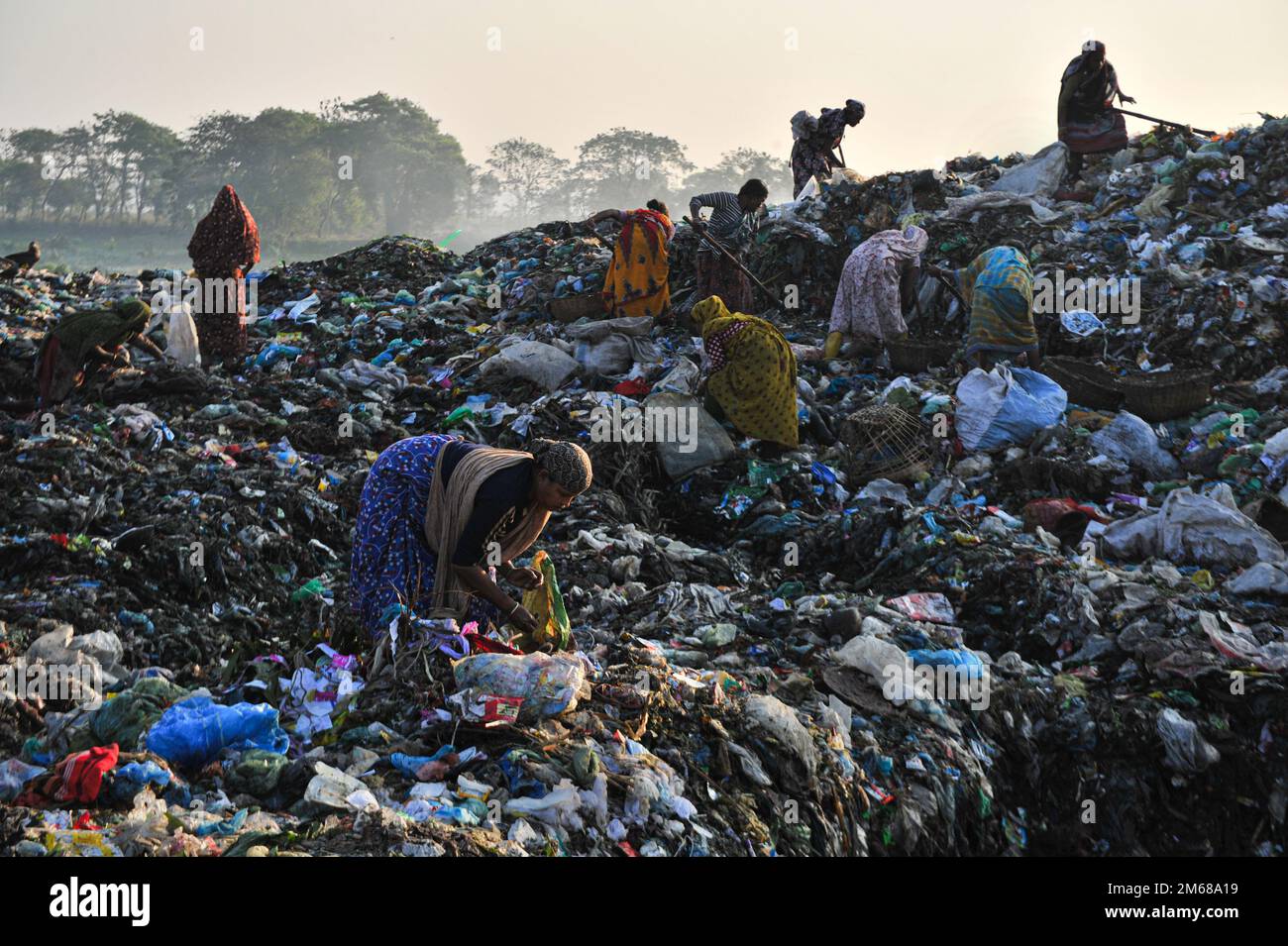 Non Exclusive 03 January 2023 In SylhetBangladesh Workers are